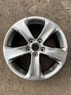 Новый диск r17 Toyota RAV4
