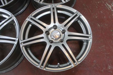 Диски R17 Bridgestone BEO S03 5х114.3 7J