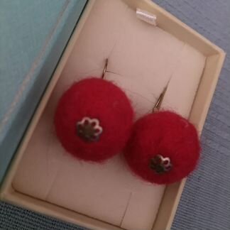 Набор из колье и серёжек. Ручная работа