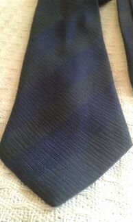 Галстук Valentino с узором