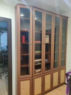 Стенка (книжный шкаф)