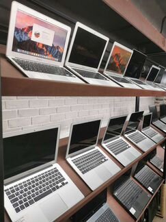 Apple MacBook в коробке