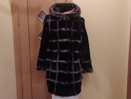 Полушубок дизайнерский (натуральный мех) новый