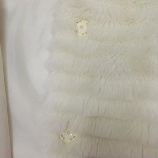 Жилет женский из искусственного меха