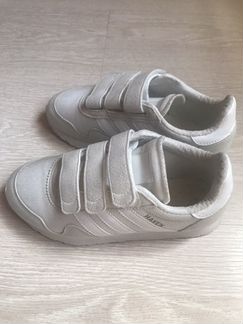 Кроссовки Adidas