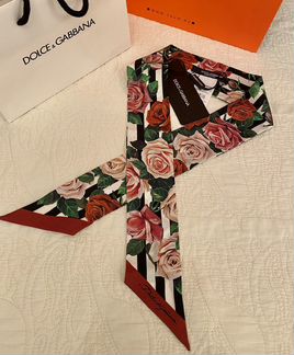 Шарф твилли Dolce Gabbana розы-полосы красный нов