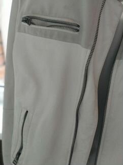 Куртка-ветровка