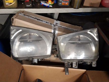 Фары hyundai HD78 2шт