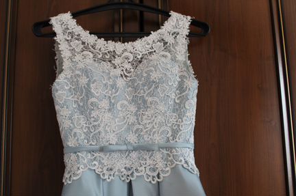 Продам нарядное платье