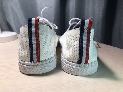 Кеды белые женские MakFine кожаные новые