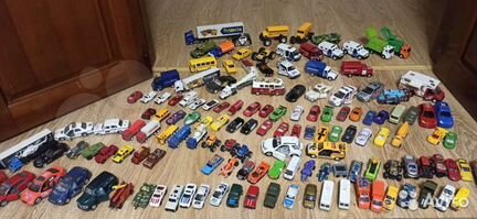 Модели машинок, металл, игрушечные машины