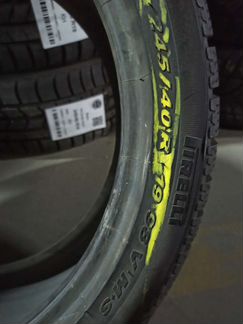 245/40/19 Pirelli Sottozero 2 RunFlat