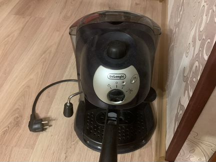 Кофемашина delonghi