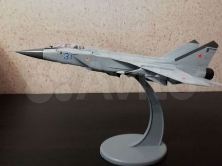 Модель самолёта миг-31