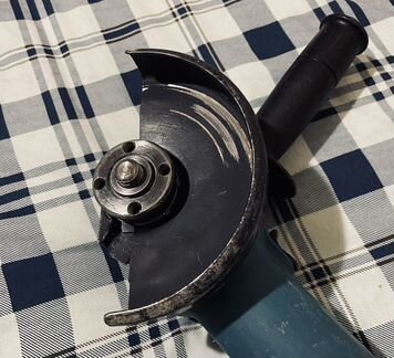 Ушм Makita 9558 HN