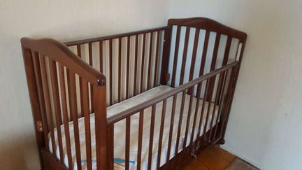 Детская кроватка из бука Gandylyan