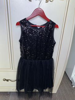 Платье праздничное