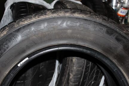 Continental cross contact 235 65 17 104v