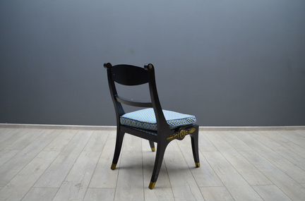 Стул, Италия