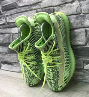Кроссовки adidas