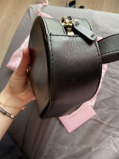 Новая поясная сумка coccinelle