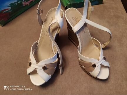Босоножки женские