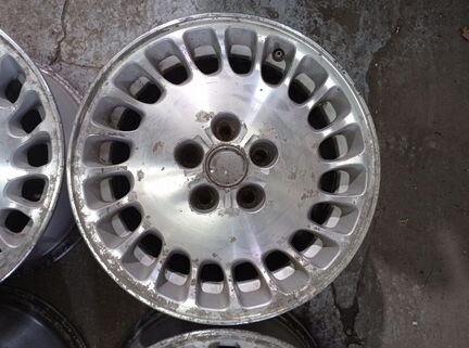 Диски бу оригинал R16 P на Nissan