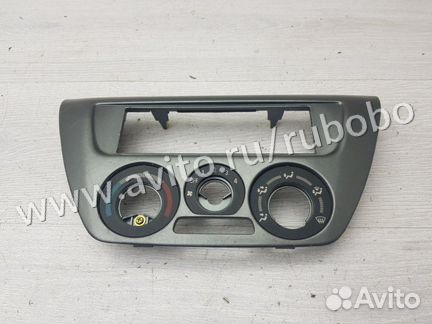 Накладка торпеды Mitsubishi Lancer 9 4G18 2006