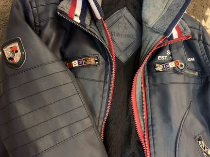 Кожаная куртка с утеплителем осень на 4-6 лет (бол