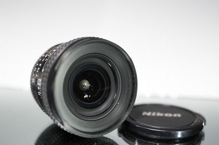 Объектив Nikon Nikkor AF Nikkor 20mm f/2.8D