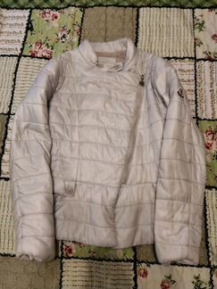 Весенняя женская курточка Moncler