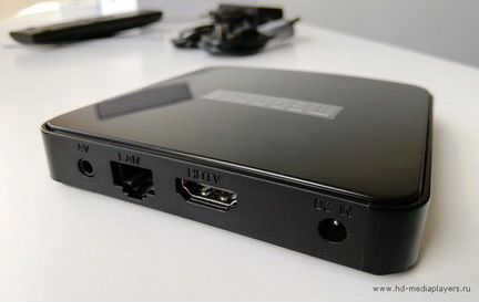 Smart тв приставка Mecool KM3 4 Гб. 128 гб. Новая