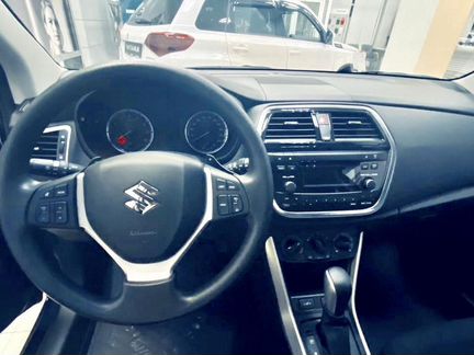 Suzuki SX4 1.6 AT, 2020