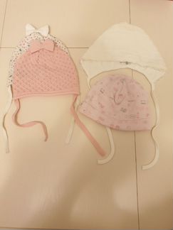 Шапочки на девочку 3-6 месяцев