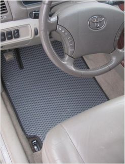 Новые коврики в салон Toyota Matrix