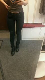 Джинсы Levis 26