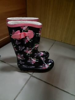 Резиновые сапожки