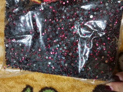 Стразы горячей фиксации