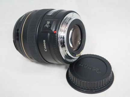 Canon EF 100mm f/2 USM