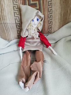 Кукла ручной работы с гнущимися руками