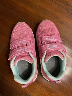 Кроссовки geox