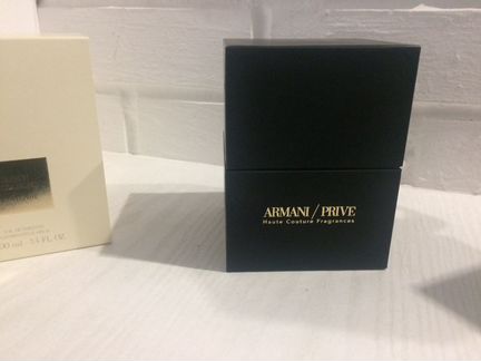 Giorgio Armani Jasmin Kusamono