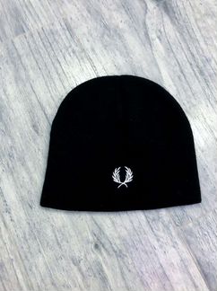 Шапка fred Perry