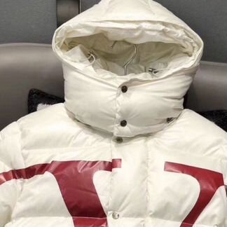 Пуховик Moncler / Valentine