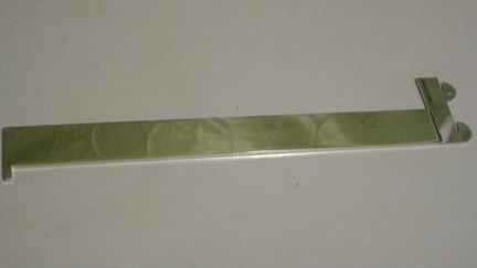 Полка из стекла,крючки держатели