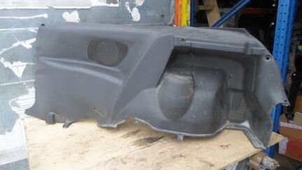 Обшивка багажника Мицубиси Кольт 5 Colt CJ L  R