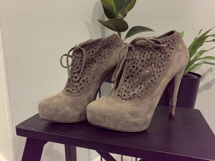 Дизайнерские ботильоны