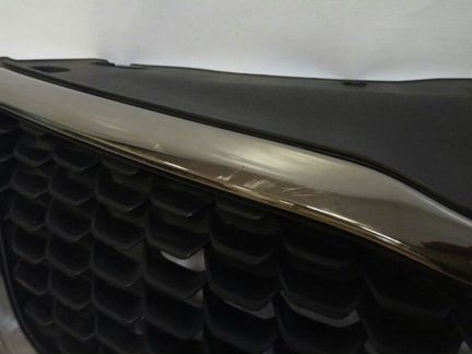 Решетка радиатора передняя верхняя Kia Rio 3