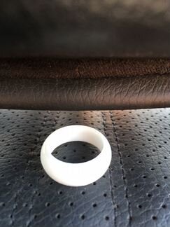 Кольцо белое новое размер 18,5