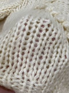 Свитер женский